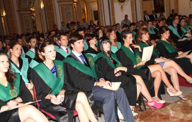Los nuevos Fisioterapeutas y Terapeutas Ocupacionales de la UCAM reciben sus Becas y Diplomas acreditativos - 1, Foto 1