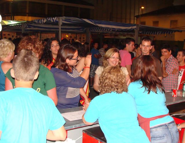 Inauguran las barracas festivas en un recinto más amplio y unificado - 2, Foto 2