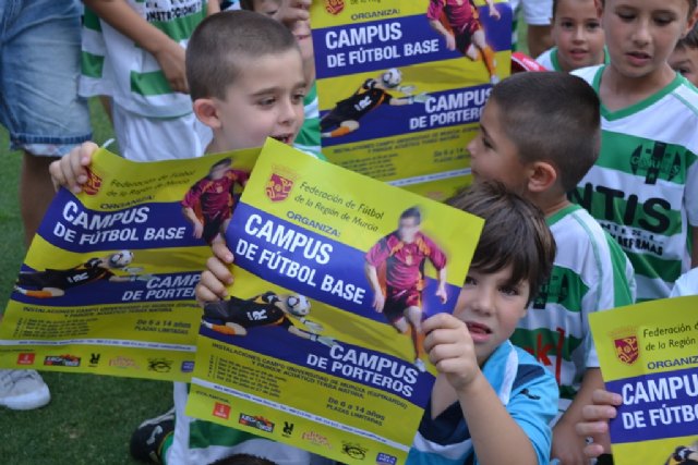 Mañana arrancan los dos campus de la federación de futbol - 2, Foto 2