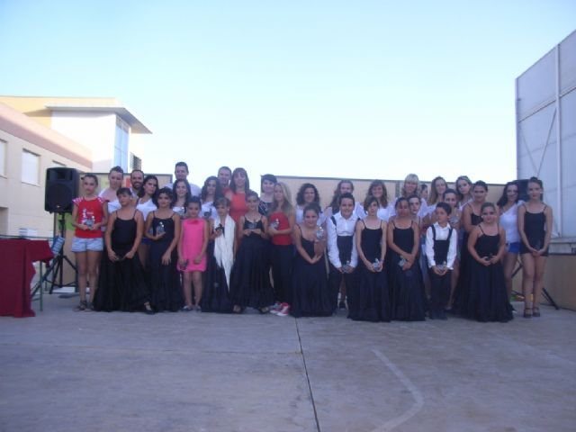 Se clausura la Escuela Deportiva Municipal de Danza de El Paretn - 4