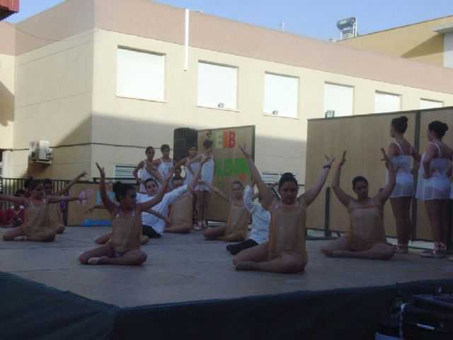 Se clausura la Escuela Deportiva Municipal de Danza de El Paretn - 7