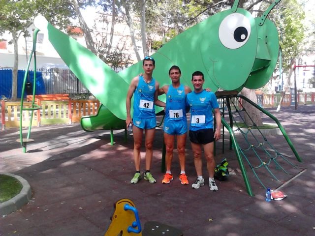 Gran actuacion del Club Atletismo Totana en la Carrera Popular Fiestas de San Juan, Foto 1