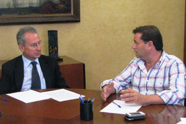 El presidente de la Confederación Hidrográfica del Segura se reúne con el alcalde de Bullas - 1, Foto 1
