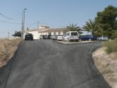 El ayuntamiento repara varios caminos y calles en mal estado
