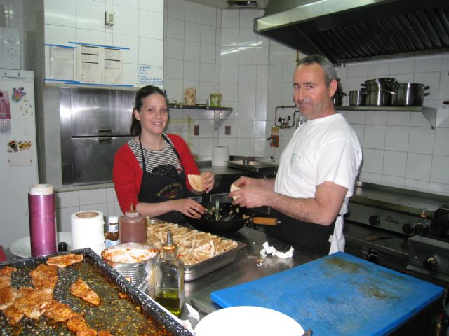 Finalize two courses on gardening and kitchen assistant developed in Totana, Foto 2