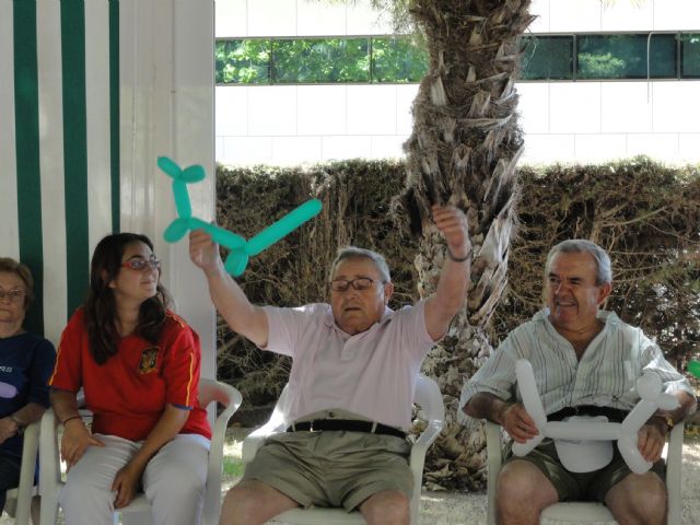 Los jóvenes del grupo de participación SJ.3 celebraron una jornada de actividades con los Mayores de San Javier - 2, Foto 2