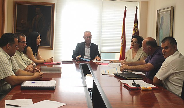 La Comunidad firma un acuerdo con los vendedores ambulantes de la Región para crear una mesa de trabajo que regule su situación - 2, Foto 2