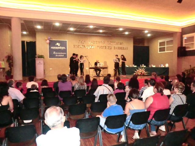 Entregados los premios del XXIV certamen de literatura infantil y juvenil Encarnación Martínez Barberán - 2, Foto 2