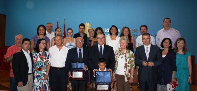 Sanidad entrega los premios al voluntariado sanitario y a la empresa responsable de la Región - 1, Foto 1