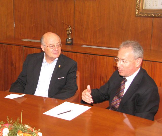 El presidente de la CHS se reúne con los alcaldes de Cieza, Fuente Álamo y Jumilla - 1, Foto 1