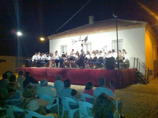 La Asociación de Amigos de la Música de El Paretón de Totana celebra el acto de clausura del curso escolar 2011/12, Foto 1