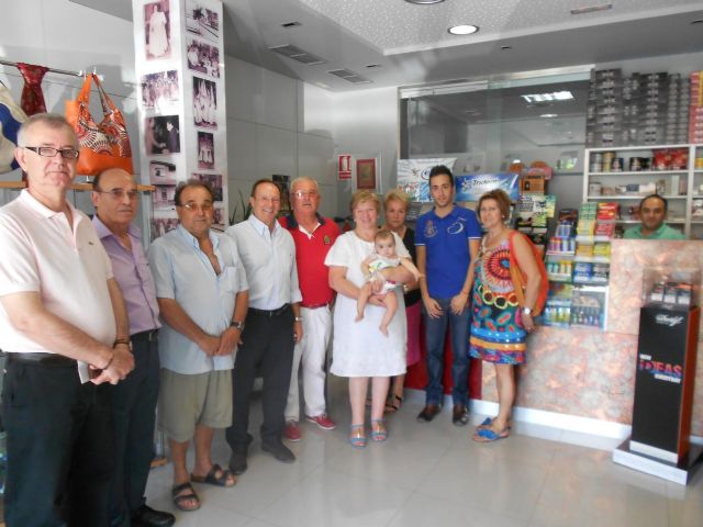 Moya-Angeler y Herrero visitan los establecimientos comerciales de Alquerías - 5, Foto 5