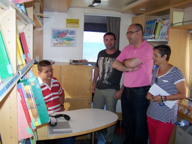 Arranca en Águilas la campaña Un verano de libro - 2, Foto 2