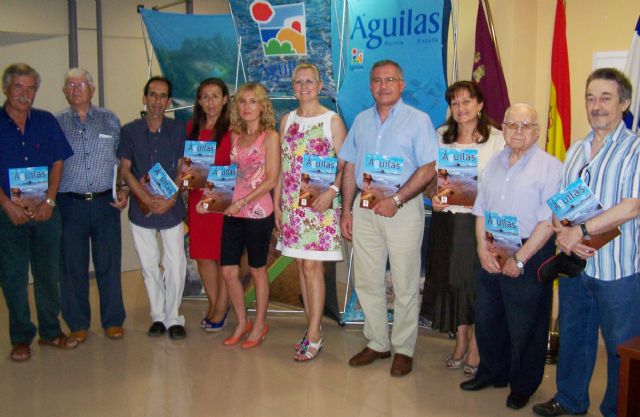 El Ayuntamiento de Águilas comenzará a distribuir mañana el tradicional Libro de Verano - 1, Foto 1