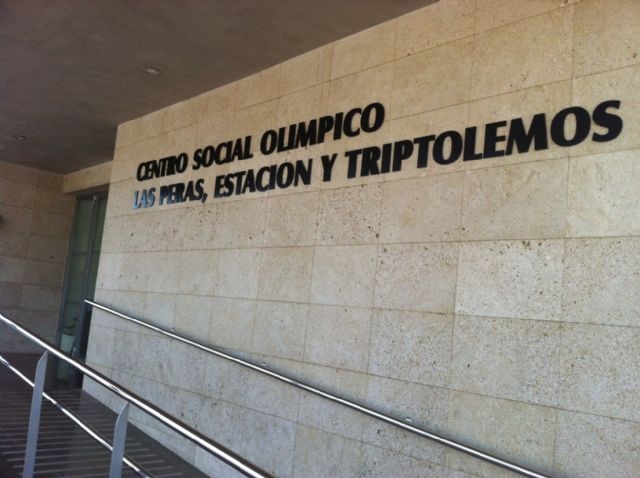 Los estudiantes dispondrán de una nueva sala de estudio habilitada de forma especial para los meses del verano, Foto 1