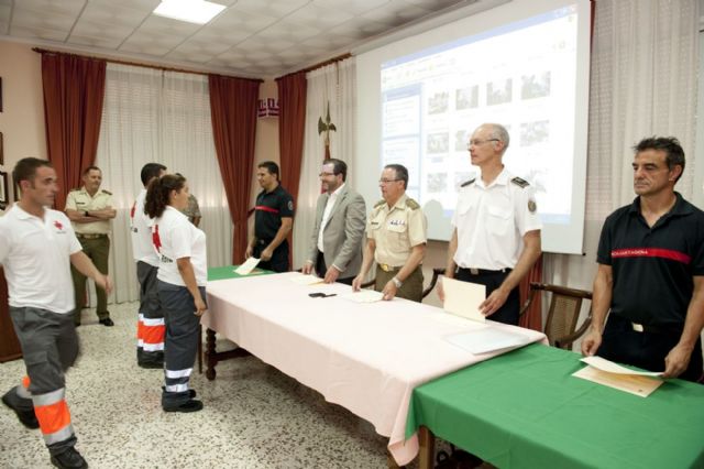 Los Bomberos de Cartagena adiestran a militares de Tentegorra en un curso de Transporte Sanitario - 5, Foto 5