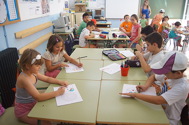 La escuela de verano2012 presta apoyo para la conciliacin de la vida laboral - 1