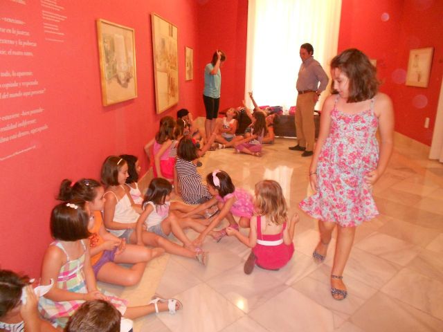 Pequeños actores y actrices en el Museo Ramón Gaya - 3, Foto 3