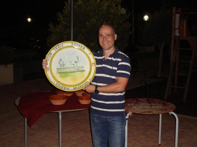 The Tennis Club has champions Totana and social tennis and paddle, Foto 1