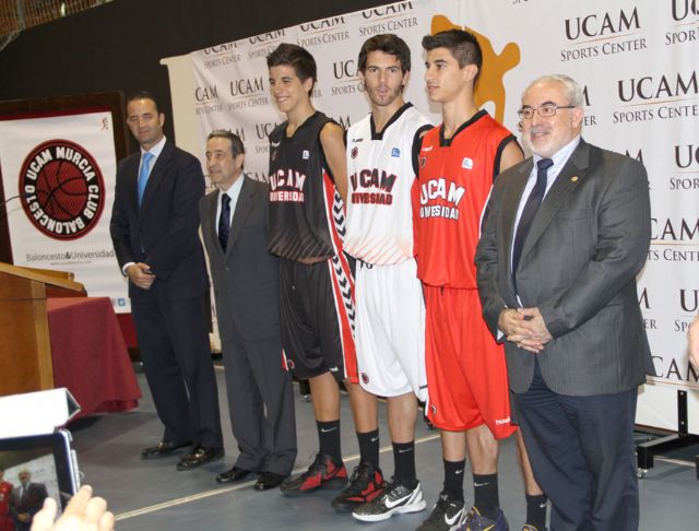 Renovación del acuerdo entre la UCAM y el UCAM Murcia C.B - 1, Foto 1