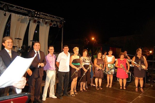 Las Majas Infantiles y Juveniles protagonizan el pistoletazo de salida de las Fiestas 2012 del Barrio del Carmen de Alguazas - 1, Foto 1