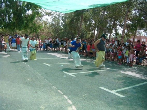 Las fiestas 2012 del Barrio del Carmen de Alguazas recrean en niños y mayores los juegos infantiles tradicionales - 1, Foto 1