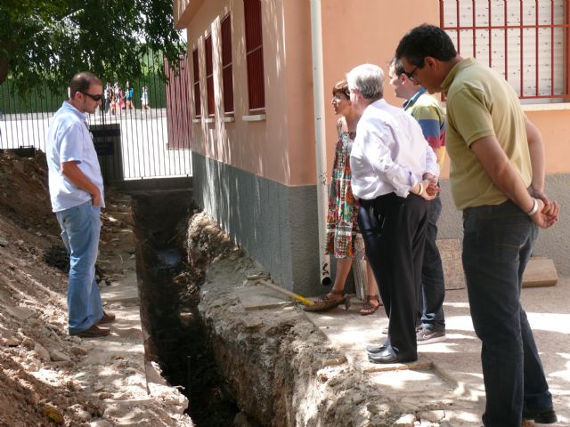 El Concejal de Obras, el Concejal de Servicios y el Alcalde, visitan algunas de las obras que se van a realizar durante este verano - 1, Foto 1