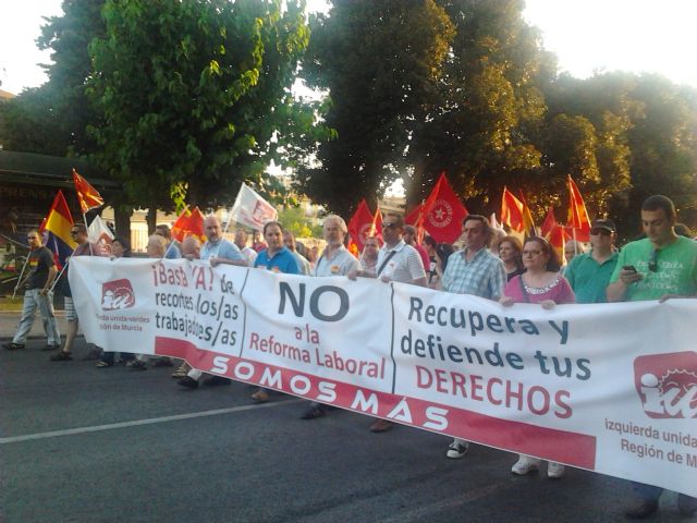El Grupo Municipal de IU- Verdes en el Ayuntamiento de Alhama de Murcia, presenta para su debate la siguiente mocin, Foto 1