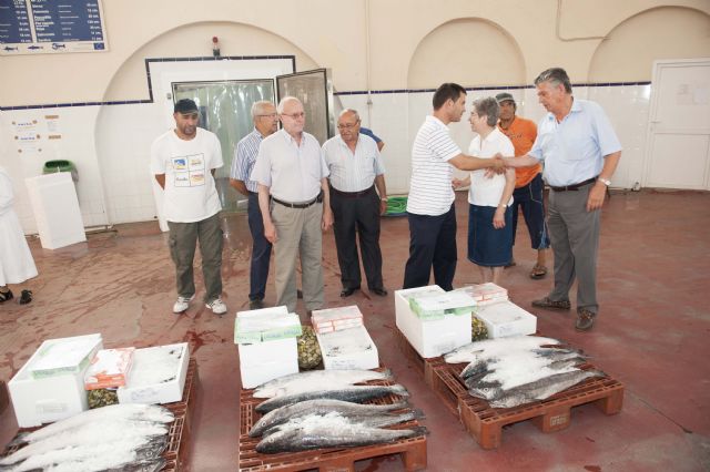 Las organizaciones benéficas de la ciudad reciben 300 kilos de pescado por el Día del Carmen - 2, Foto 2
