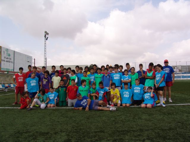 Setenta alumnos participan en el VI Campus gratuito de fútbol - 1, Foto 1