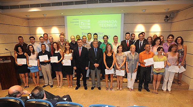 La Comunidad y la Croem ofrecen un programa integral de iniciativas emprendedoras en el que participan 78 nuevos empresarios - 1, Foto 1