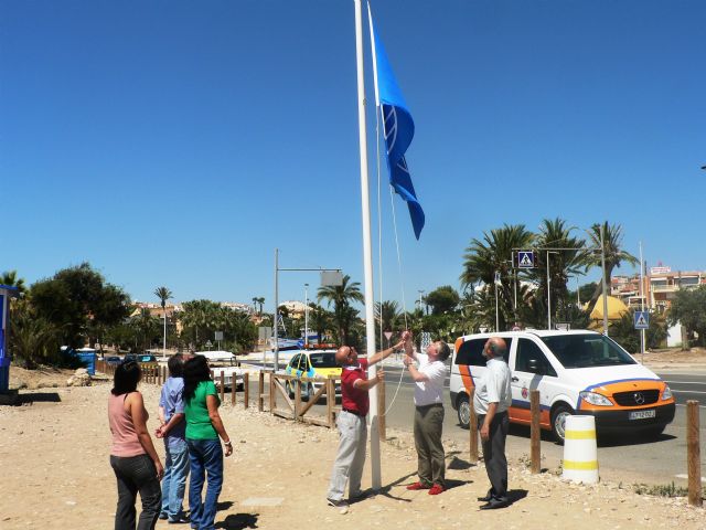 El Alamillo, El Puerto, La Reya y Nares ya tienen sus banderas azules, Foto 2