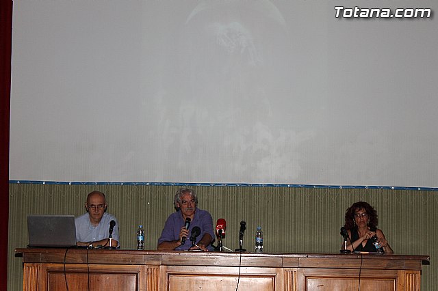 La conferencia del grupo de investigacin arqueolgica que trabaja en el Yacimiento Argrico de La Bastida fue un xito de pblico - 11