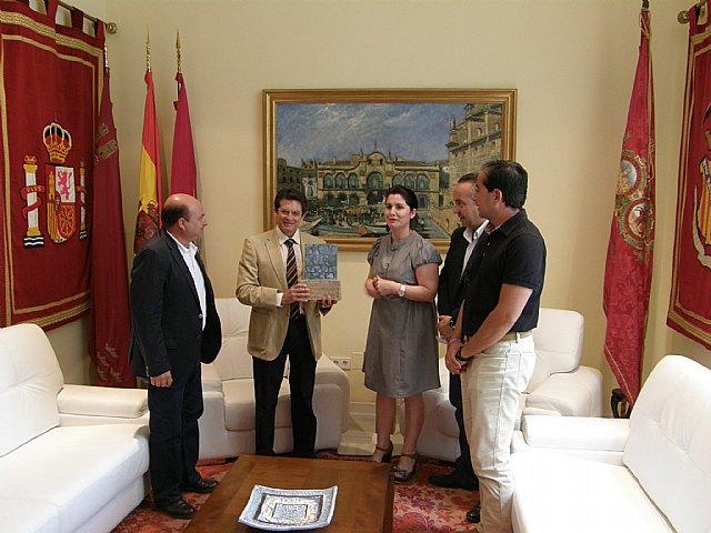 Lorca se integra en la Asociación Española de Ciudades de la Cerámica para difundir el perfil artesano del municipio, Foto 1