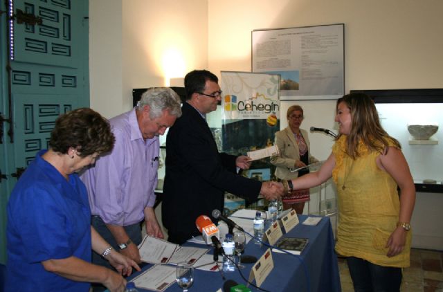 Ballesta clausura un curso sobre el papel de la mujer en los últimos 200 años - 1, Foto 1