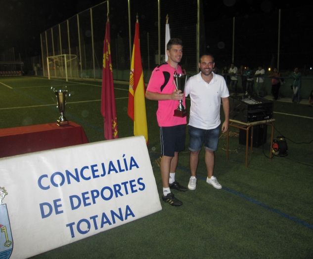 The team "Real Estate Erik" Lorca was proclaimed champion of "12 Hours of Football 7", Foto 3