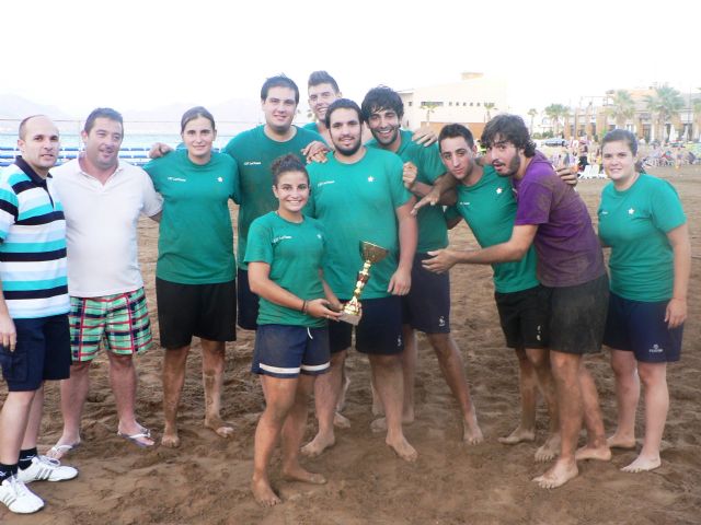 El equipo Playa La Loma se impone en el IV campeonato mixto de balonmano playa - 2, Foto 2