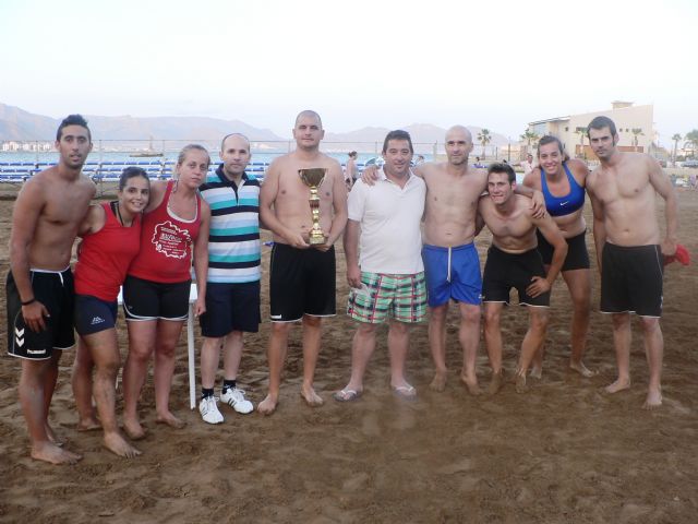 El equipo Playa La Loma se impone en el IV campeonato mixto de balonmano playa - 3, Foto 3