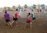 El equipo 'Playa La Loma' se impone en el IV campeonato mixto de balonmano playa