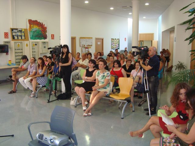 Autoridades municipales clausuran del Servicio de Apoyo Psicosocial del curso 2011/2012, Foto 3