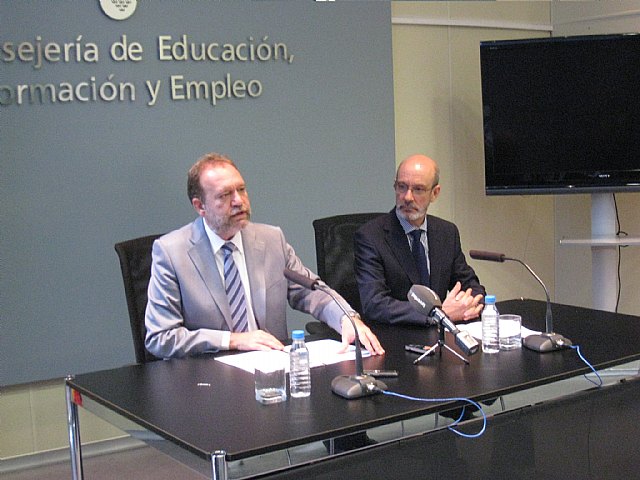 La Comunidad y la UPCT investigan dispositivos pioneros para prevenir accidentes laborales - 1, Foto 1