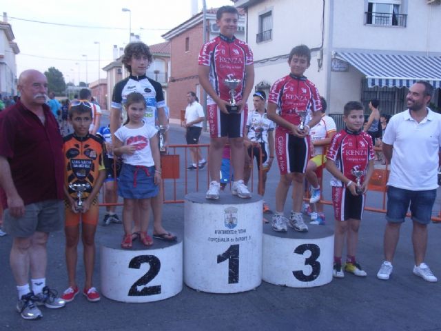 El XXI Memorial Enrique Rosa de Ciclismo reúne a más de un centenar de jóvenes ciclistas de toda la Región por las calles del barrio el Parral - 3, Foto 3