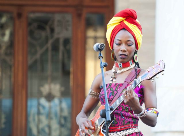 Soul y ritmos africanos se combinaron con Faotumata Diawara en La Mar de Músicas - 2, Foto 2