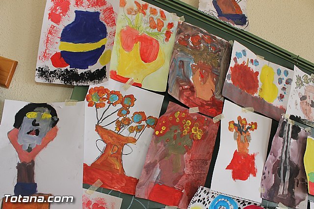 More than sixty children and youth participate in the Summer School of Art, Foto 1