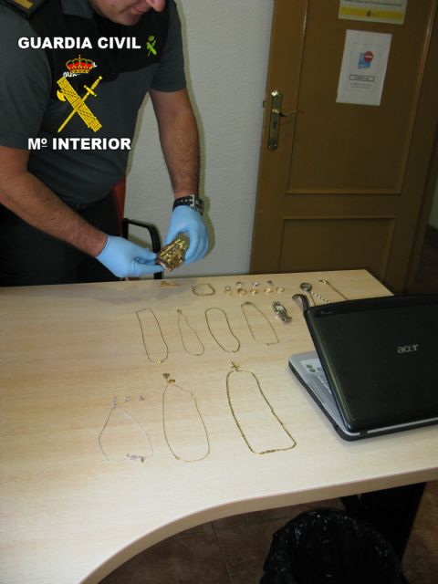 La Guardia Civil detiene a los responsables de varios robos en viviendas - 2, Foto 2