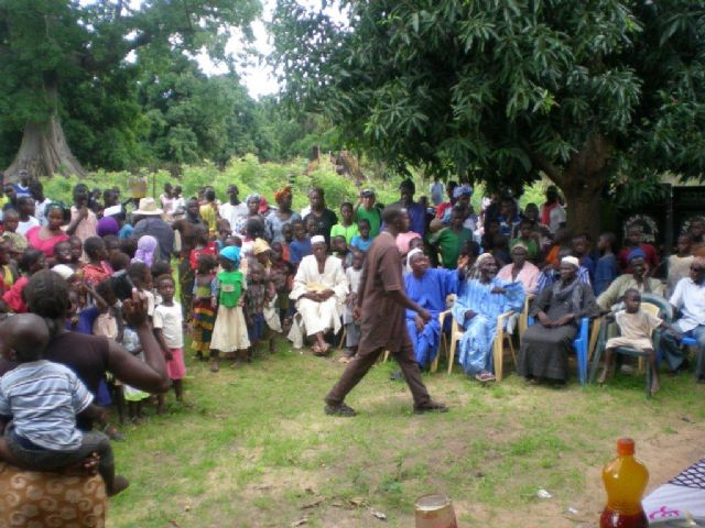 La fundacin de los trabajadores de ELPOZO ALIMENTACIN dona 6.000 euros para la construccin de un colegio en la aldea de Mangacounda, Foto 3