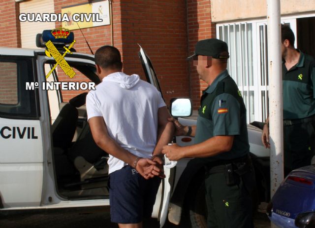 La Guardia Civil detiene a un murciglero que actuaba en la zona del Mar Menor - 1, Foto 1