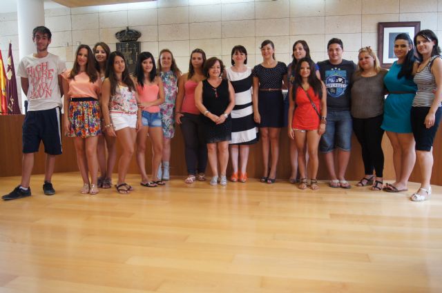 Fifteen young people complete their training as "aesthetic Assistants", Foto 1