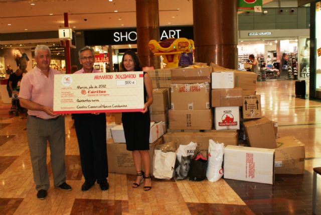 Nueva Condomina recoge más de 2.000 prendas de ropa para Cáritas - 1, Foto 1