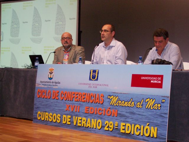 Comienza el Ciclo de Conferencias Mirando al Mar - 1, Foto 1